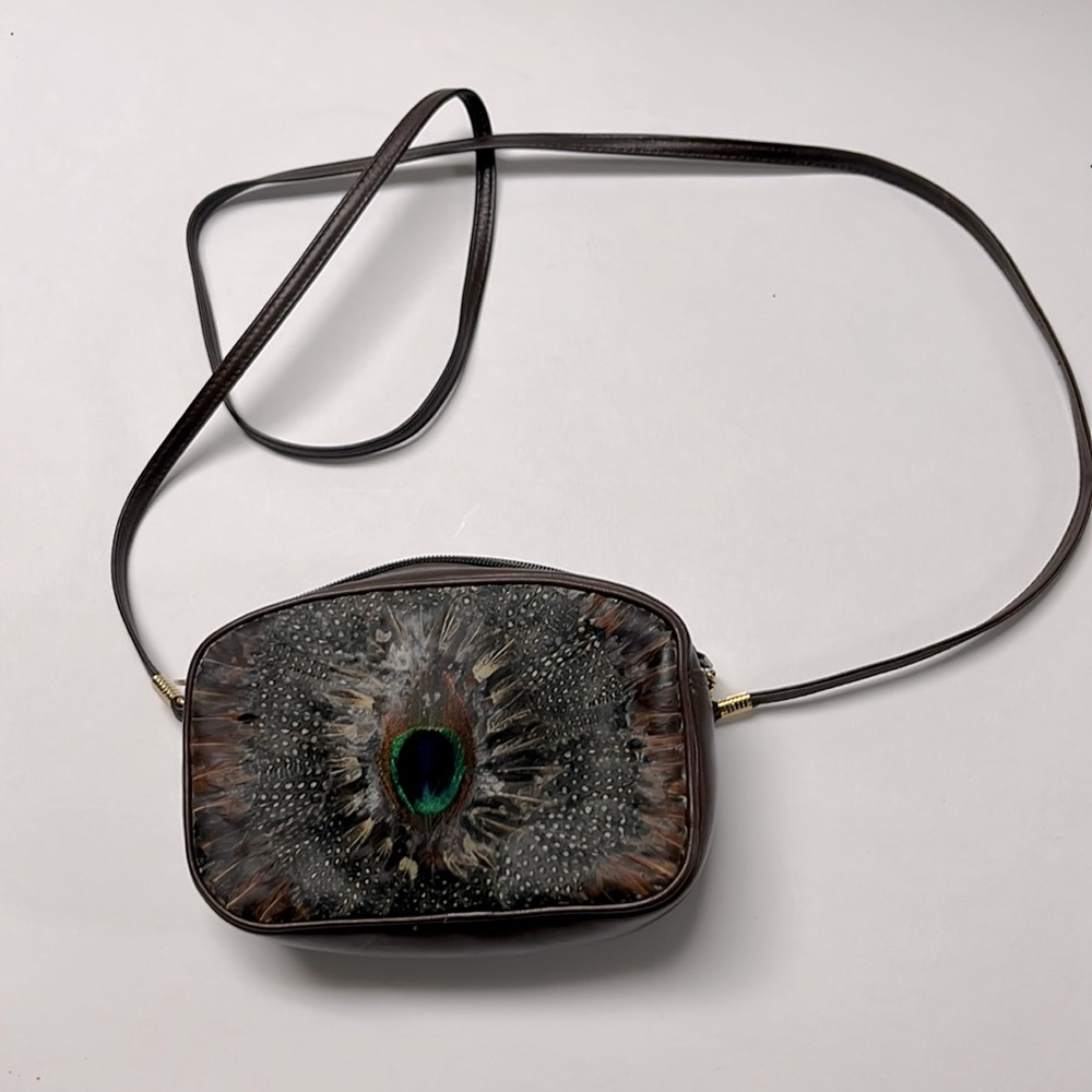 Comeco peacock feather purse